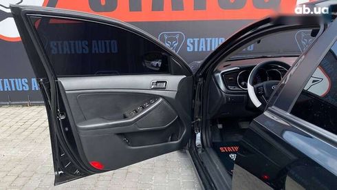 Kia K5 2013 - фото 12