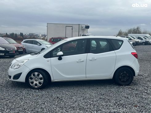 Opel Meriva 2013 белый - фото 6
