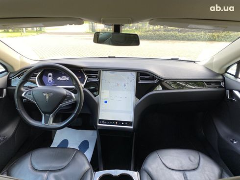 Tesla Model S 2013 белый - фото 10