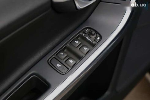 Volvo S60 2017 - фото 26