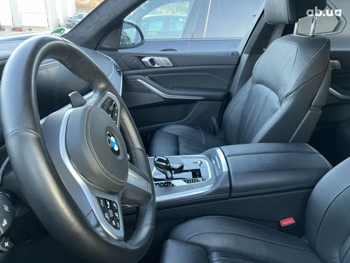 BMW X7 2022 - фото 30