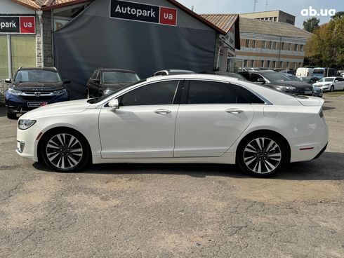 Lincoln MKZ 2019 белый - фото 13