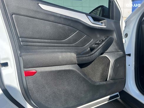 Ford Focus 2019 белый - фото 21