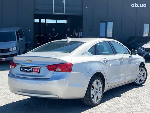 Chevrolet Impala 2016 серый - фото 9