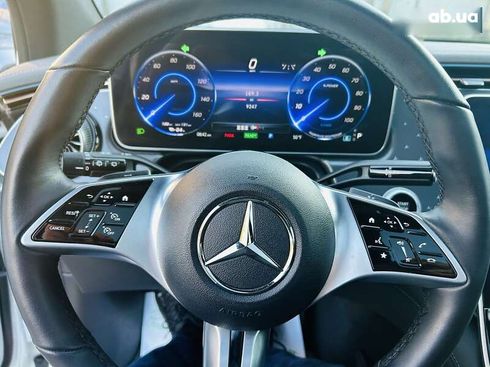 Mercedes-Benz EQE-Класс 2024 - фото 15