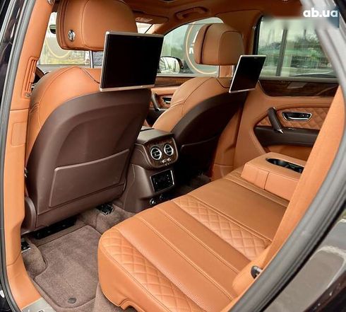 Bentley Bentayga 2017 - фото 29