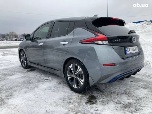 Nissan Leaf 2018 серый - фото 6