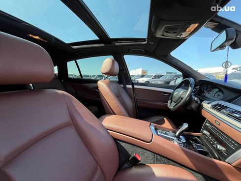 BMW 5 серия 2013 белый - фото 57