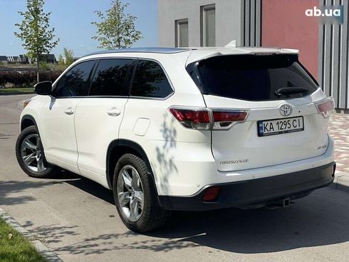 Toyota Highlander 2015 - фото 6