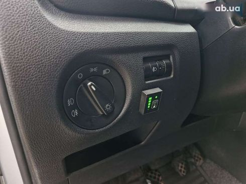 Skoda Fabia 2008 - фото 13