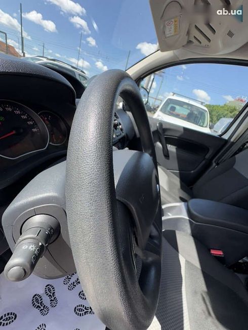 Renault Kangoo 2020 - фото 15