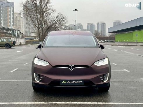 Tesla Model X 2018 - фото 8