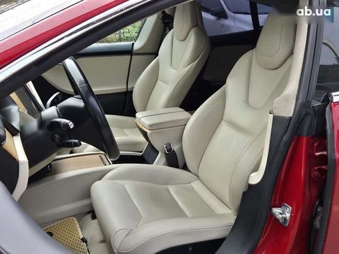 Tesla Model S 2019 - фото 9