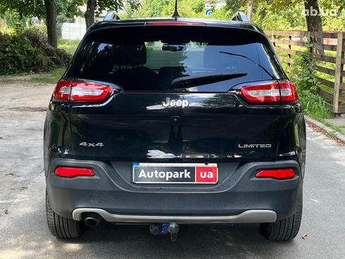 Jeep Cherokee 2015 черный - фото 9