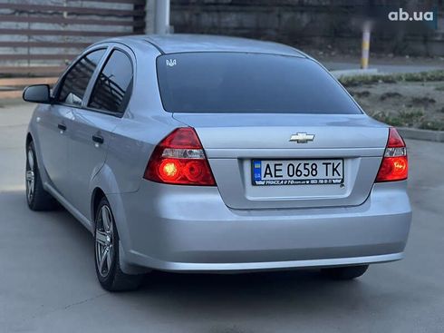 Chevrolet Aveo 2006 - фото 8