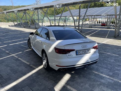 Audi A4 2016 белый - фото 16