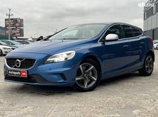 Продажа б/у Volvo V40 2017 года во Львове - купить на Автобазаре
