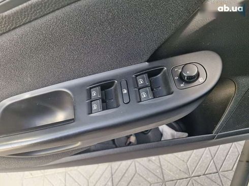 Volkswagen Passat 2009 - фото 15