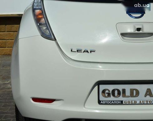 Nissan Leaf 2015 - фото 12
