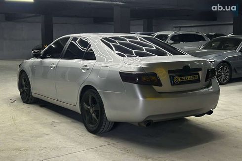 Toyota Camry 2008 - фото 4