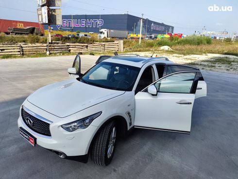 Infiniti QX70 2013 белый - фото 18