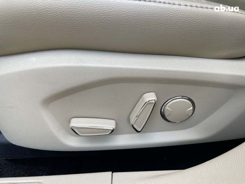 Ford Fusion 2015 красный - фото 23