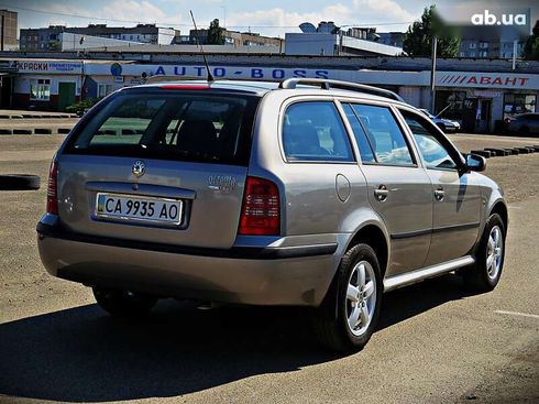 Skoda Octavia 2008 - фото 3