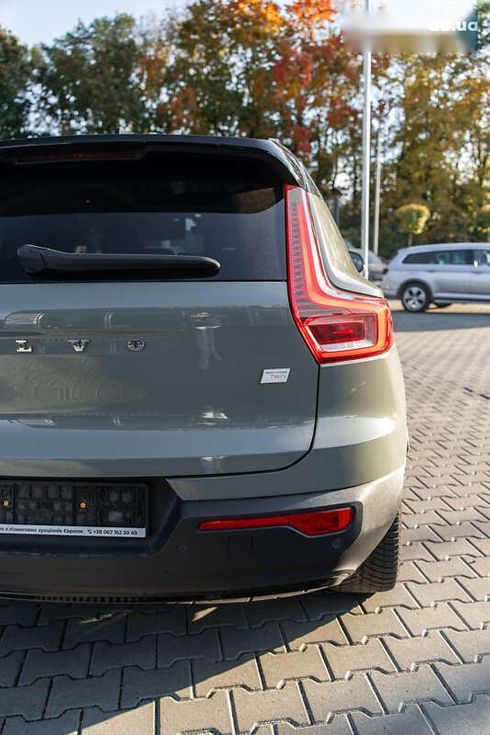 Volvo XC40 2021 - фото 29