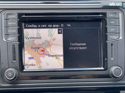 Volkswagen Multivan 2019 - фото 23