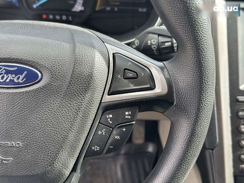 Ford Fusion 2017 - фото 19