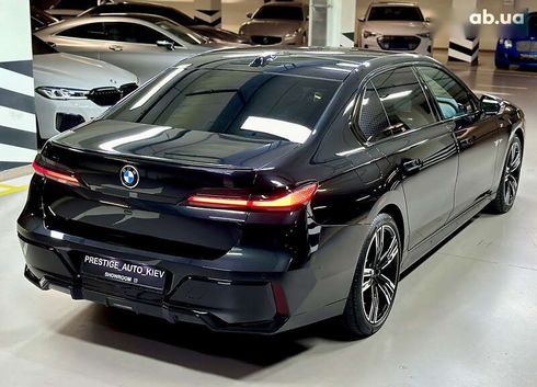 BMW 7 серия 2023 - фото 23