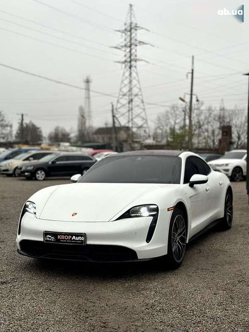 Porsche Taycan 2021 - фото 4