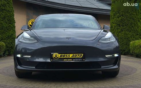 Tesla Model 3 2019 - фото 2
