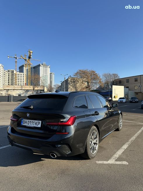 BMW 3 серия 2020 черный - фото 18