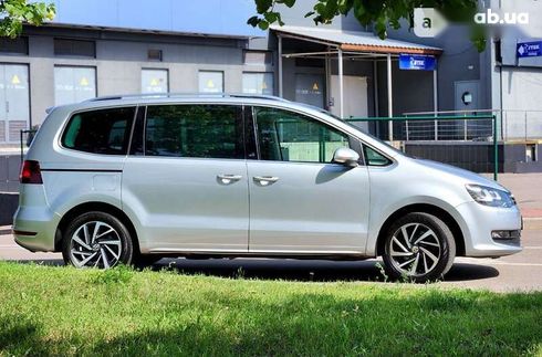 Volkswagen Sharan 2017 - фото 3