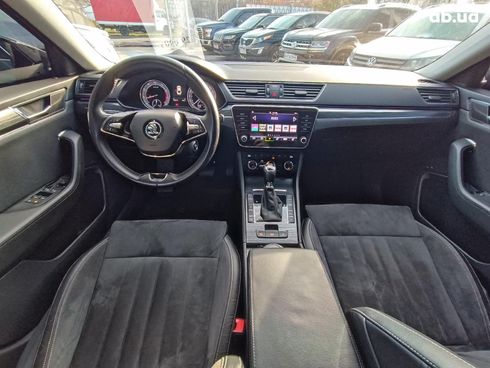 Skoda Superb 2021 серый - фото 14