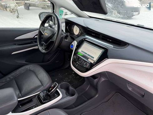 Chevrolet Bolt 2017 - фото 24