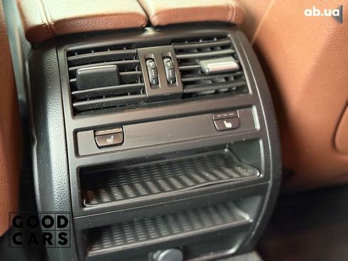 BMW 5 серия 2015 - фото 25