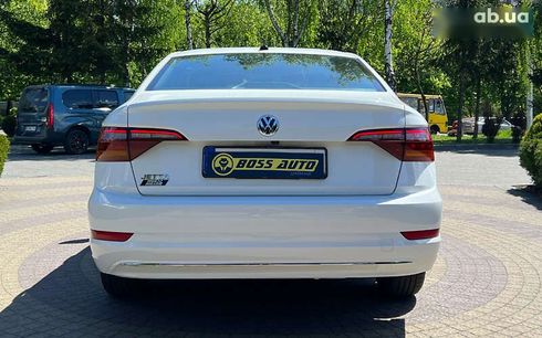 Volkswagen Jetta 2019 - фото 6