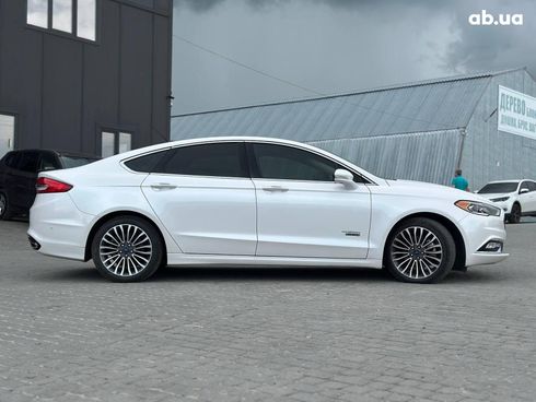Ford Fusion 2017 белый - фото 11