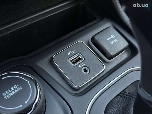 Jeep Cherokee 2018 - фото 26