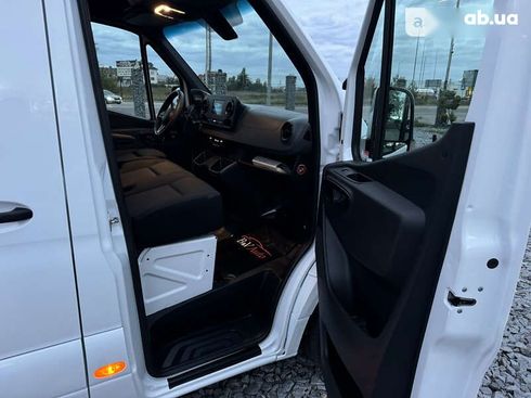 Mercedes-Benz Sprinter 2019 - фото 26