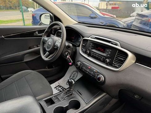 Kia Sorento 2016 - фото 15