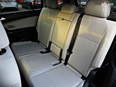 Volkswagen Tiguan 2017 - фото 19