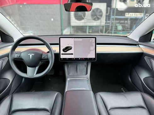 Tesla Model 3 2021 - фото 22