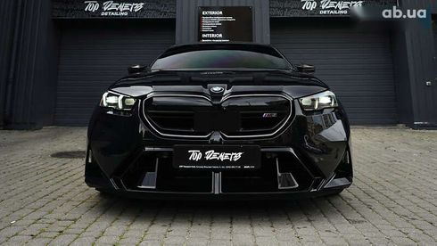 BMW M5 2024 - фото 8