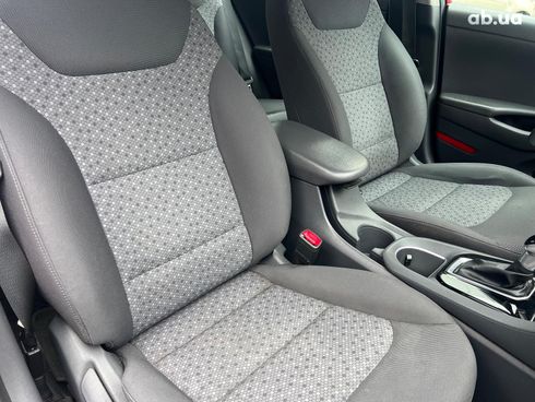 Hyundai Ioniq 2019 красный - фото 21