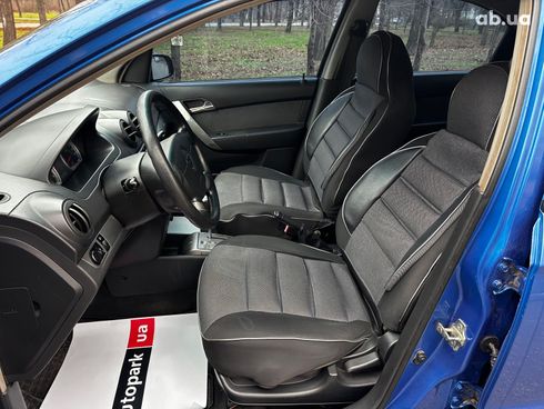 Chevrolet Aveo 2008 синий - фото 14