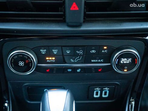 Ford EcoSport 2020 - фото 17