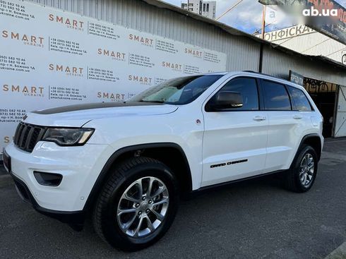 Jeep Grand Cherokee 2017 - фото 2